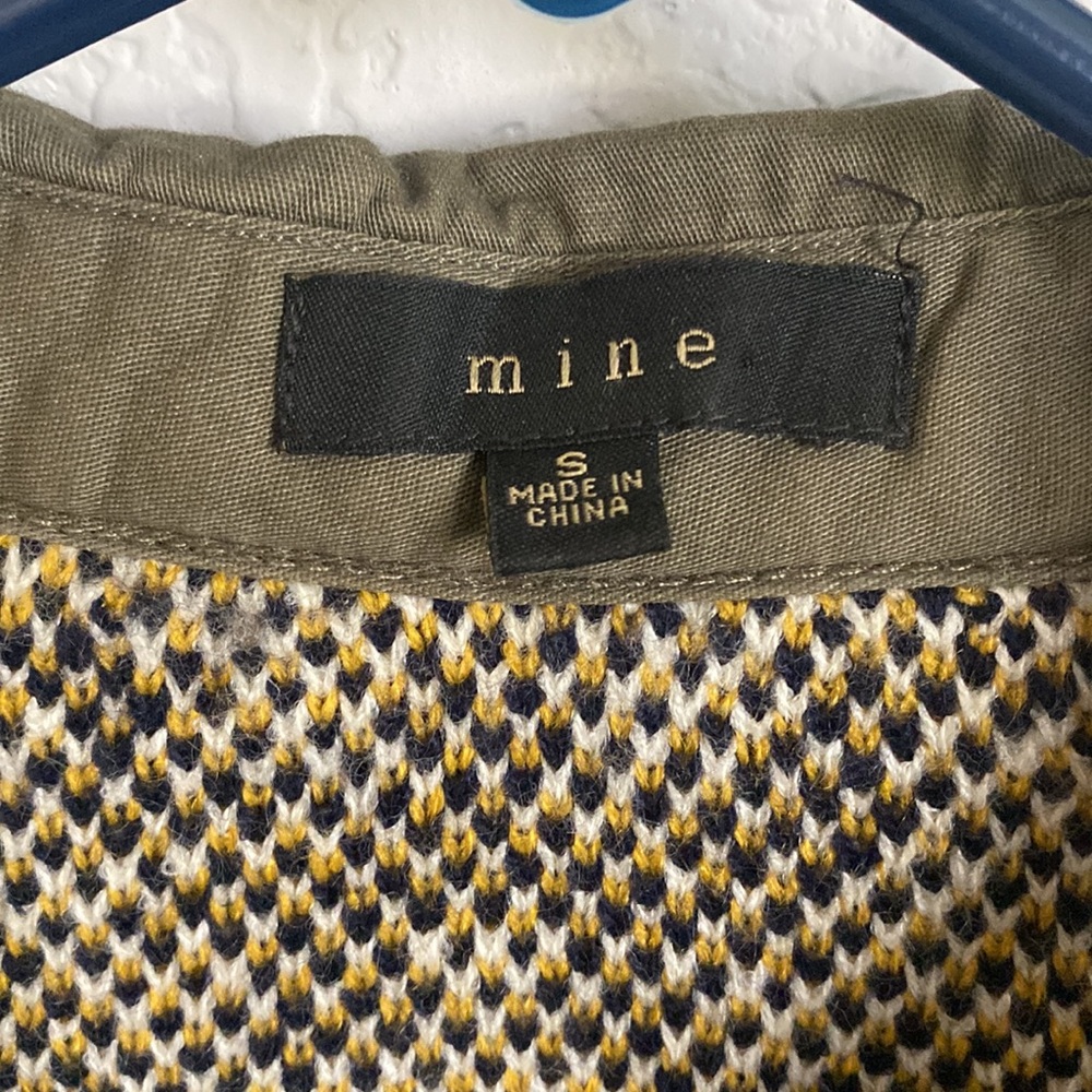 Jacket - Picture 2 of 4